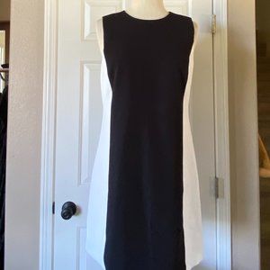 Alice + Olivia Classics Shift Sleeveless Work Dress Black White Sides Size 12